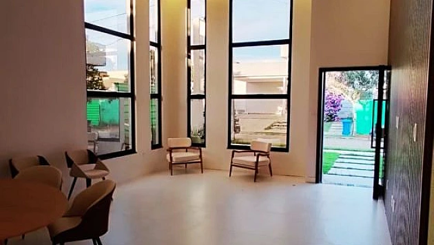 Casa 3 dormitórios com 2 suítes no Alphaville I Casa
