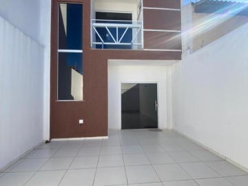 Excelente casa duplex - Localiza��o privilegiada!