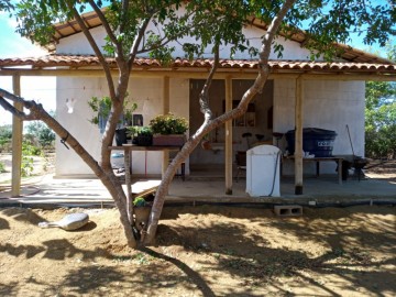 S�tio completo pr�ximo � Lagoa das Flores